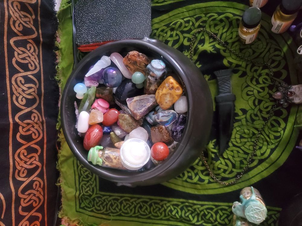 (Copy of) Everything but the Kitchen Sink Crystal Medium Soops